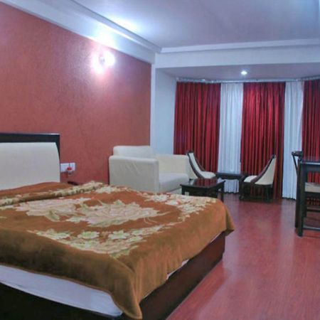 Welcome Park Hotel Nainital Bagian luar foto