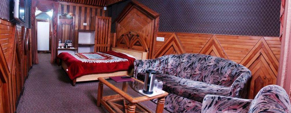 Welcome Park Hotel Nainital Bagian luar foto